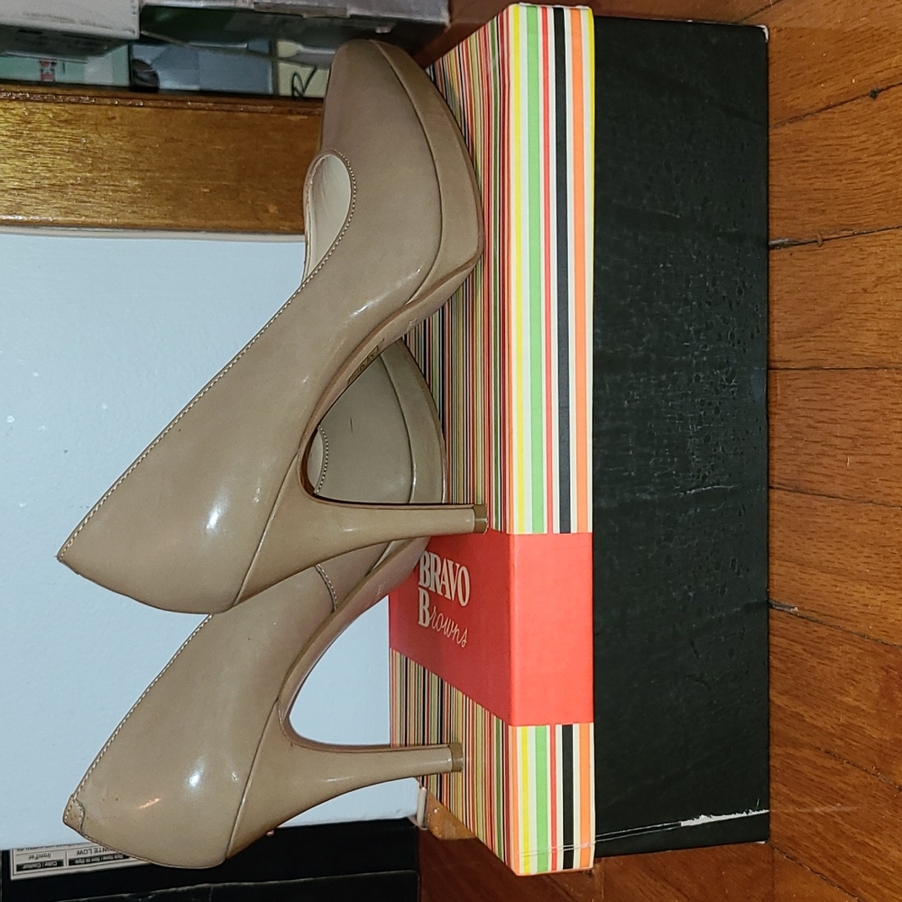 Beige Nine West Pumps